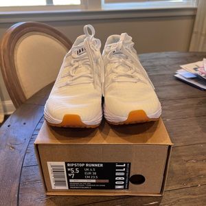 NOBULL womens athletic shoes